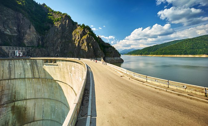 From Bucharest: Top Gear Road - Transfăgărășan Highway Day Trip - Vidraru Dam gives the morning a strong beginning