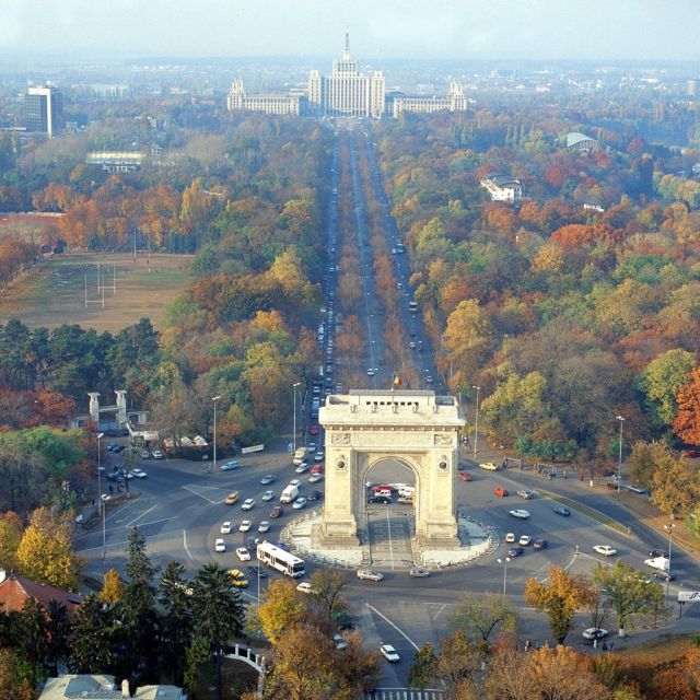 Full day Bucharest Sightseeing Tour - A useful first look at Bucharest