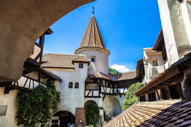 Guided Tour to Dracula Castle, Peles Castle and Brasov - Peles Castle: Romania’s royal showpiece