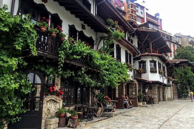 Hike Bulgaria Love Swing, Veliko Tarnovo and Tarevet Fortress - Why this Bucharest day trip works