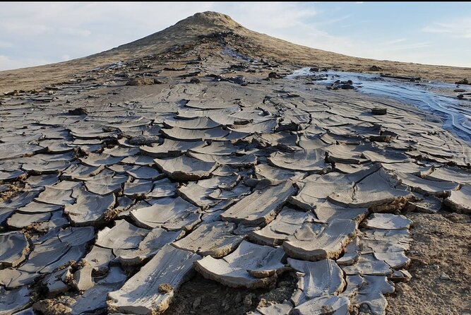 Muddy Volcanoes & Salt Mine - Private Tour - Guide service and the value of going private
