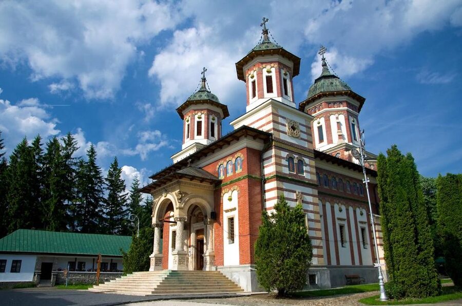 Peles & Cantacuzino Castles: Gourmet Wine & Cultural trip - A different style at Cantacuzino Castle