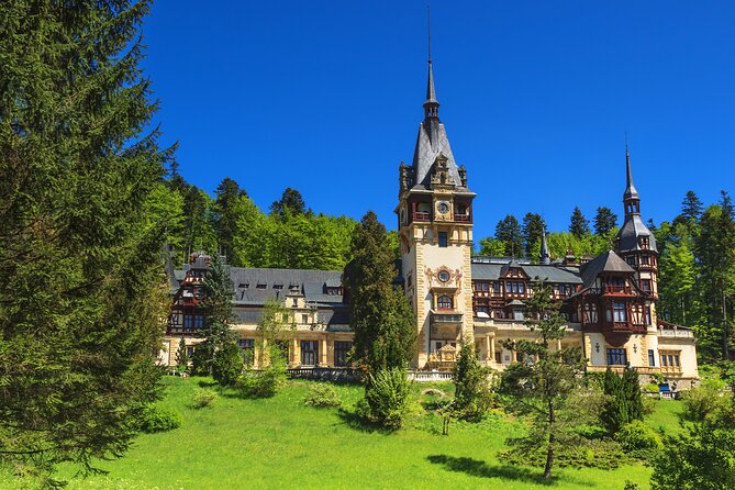 Peles Castle, Dracula Castle and Brasov old town - private tour from Bucharest - A Long but Rewarding Route from Bucharest
