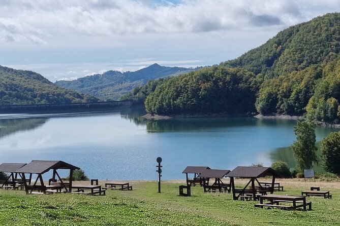 Private Day Tour to Historical Villages in Sinaia - Izvorul Alb and the value of a short local break
