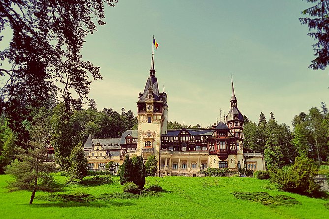Private Day Trip to Peles and Bran from Bucharest - Understanding the Peles entrance fee