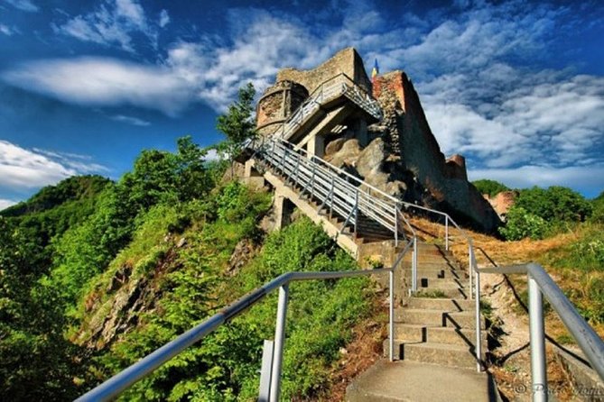 Private Day Trip True Castles of Vlad Dracula and Transfagarasan Road - Poenari Castle, the real climb