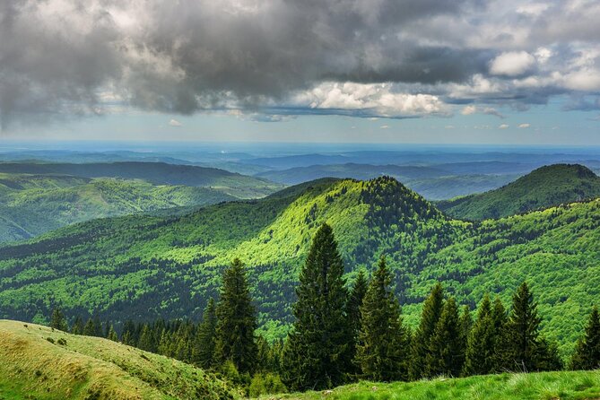 Private Daytrip Hike to Bucegi Mountains - Zănoaga Gorge gives the hike its character