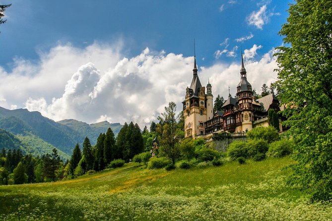 Private Full Day Trip to Peles & Bran (Dracula’s) Castles &Brasov - Brasov’s Council Square and Black Church