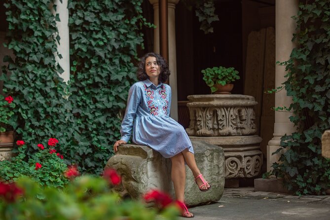 Private Photo-Shoot with Award-Winning Photographer - Ateneul Român: Bucharest’s grand portrait stop