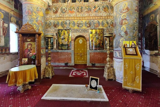 Private Tour to Salt Mine, Lunch at Winery and Dracula Grave - Entering Slănic Prahova’s 12°C salt mine