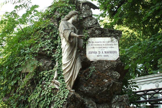 Quest Experience in Bellu Cemetery Bucharest - Key points to know before you book