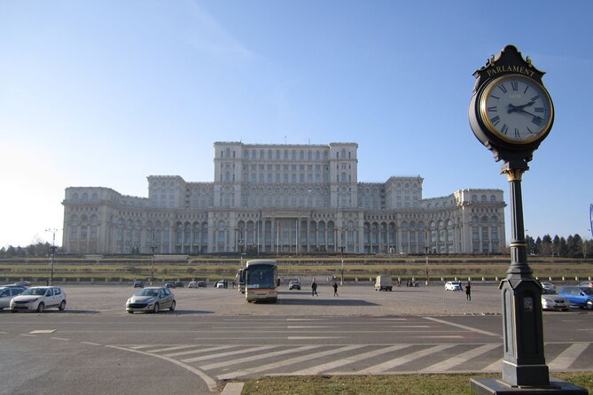 Relics of Communism: 3-Hours Walking Tour (Small groups) - Unirii Boulevard and the Socialist city