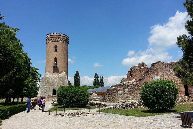 Searching for Dracula: Private Day Trip from Bucharest - Poienari Fortress and the 1,480-step test