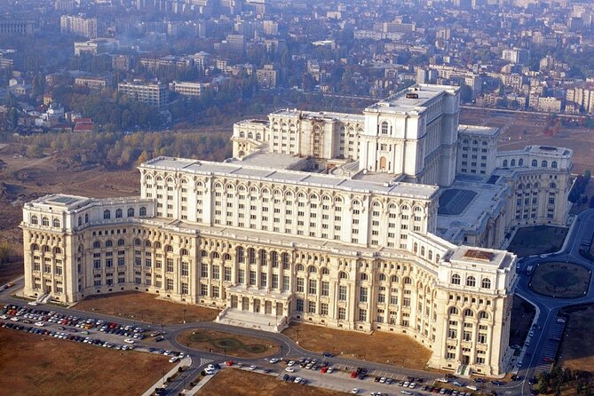 Skip the Line Ticket of the Palace of Parliament in Bucharest - Getting to the correct entrance