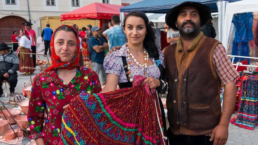 Slavery in Romania,Myths and Truths on Gypsies, Walking Tour - Why this Bucharest walking tour matters