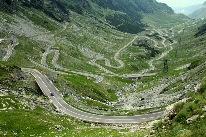 Small group max 7, Transfăgărășan the Top Gear Road - Vidraru Dam and the broad view over Lake Vidraru