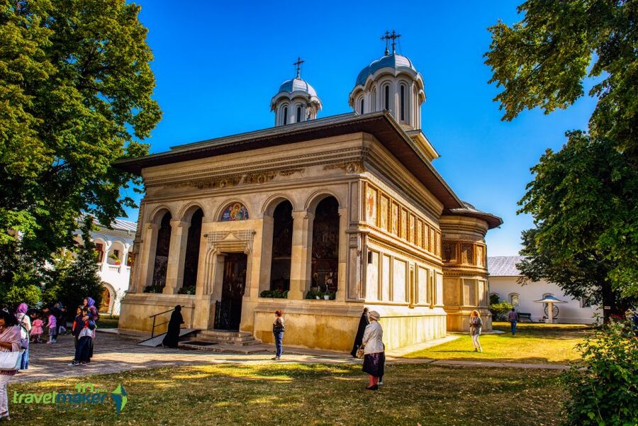 Small Group Tour to Mogosoaia Palace & Snagov Monastery - Who will get the most from this tour