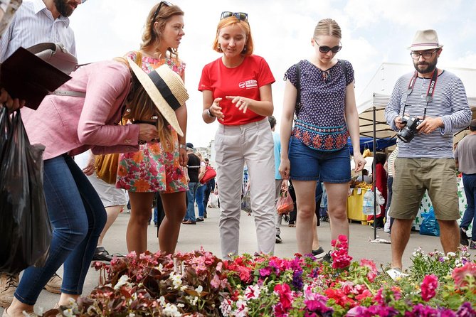 Taste Bucharest: A Food Lover's Tour of Markets & Neighbourhoods - Batiștei Church and Romanian Orthodox detail