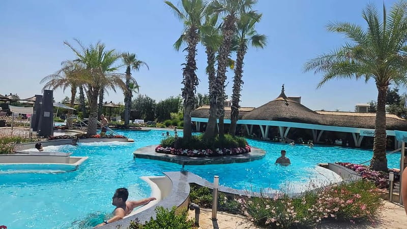 Therme:Spa Day at the biggest oasis of Relaxation《Bucharest》 - Key points to know before booking