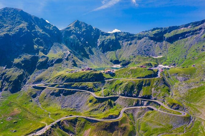 Transfăgărășan Highway & Balea Lake - Private Tour from Bucharest - Leaving Bucharest for Vidraru Dam