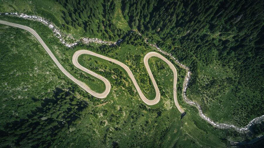 Transfagarasan Road Trip - Poenari Castle and the first photo stop