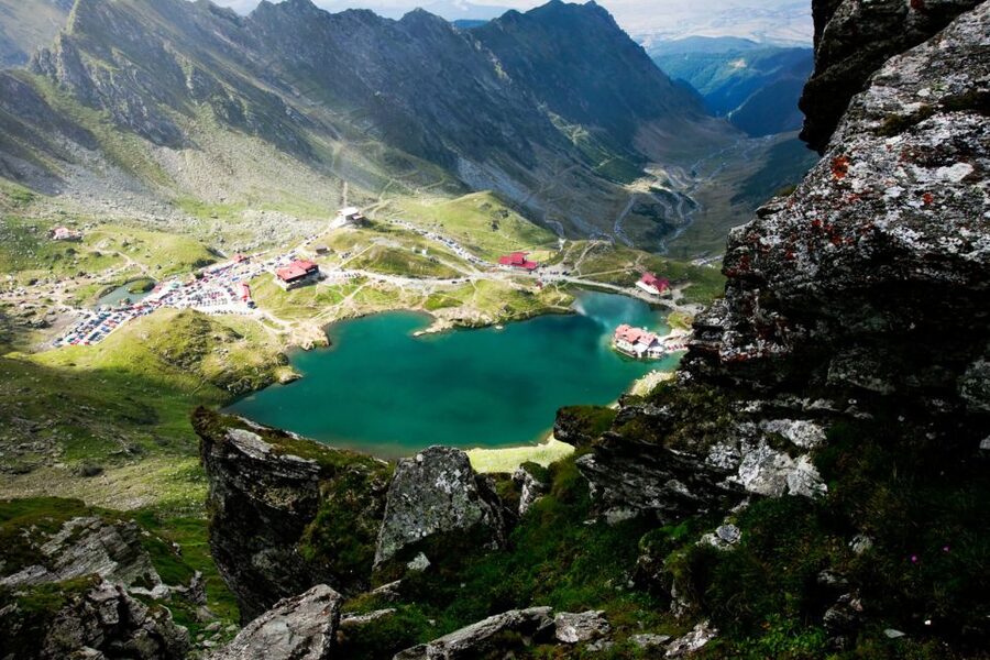 Transfagarasan Road Trip - Vidraru Dam in a 30-minute stop