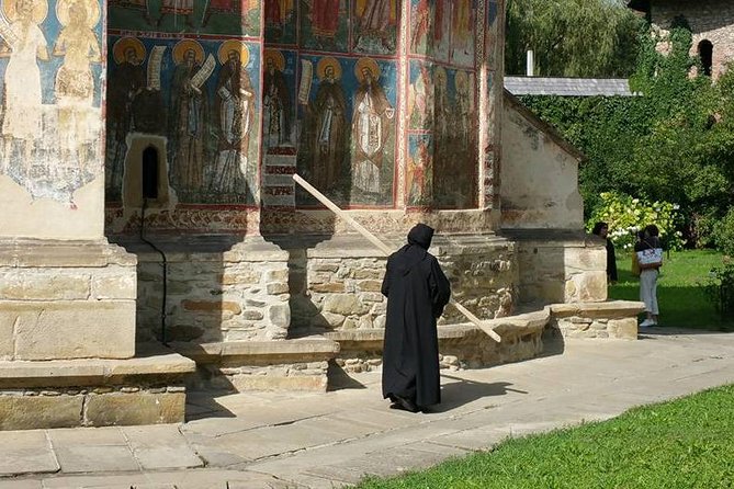 Transylvania & Bucovina Private Tour - 6 days - Day 2: Bran Castle, Rasnov, and Sibiu