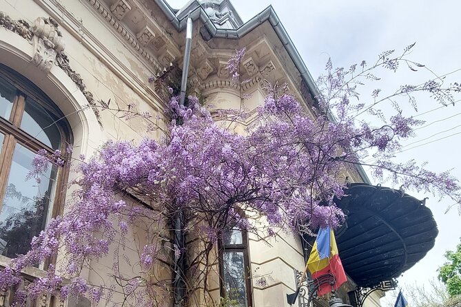 Unique Tour of Hidden Bucharest - Parcul Ion Voicu and Belle Epoque Bucharest