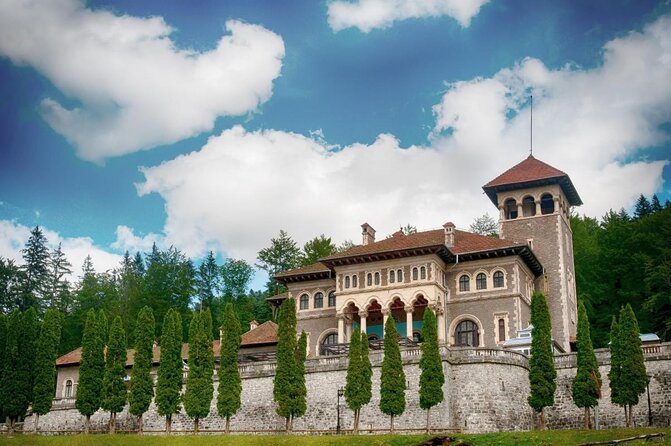 Wednesday Adams Family - Visit 6 filming locations, Private tour - Key details before you book